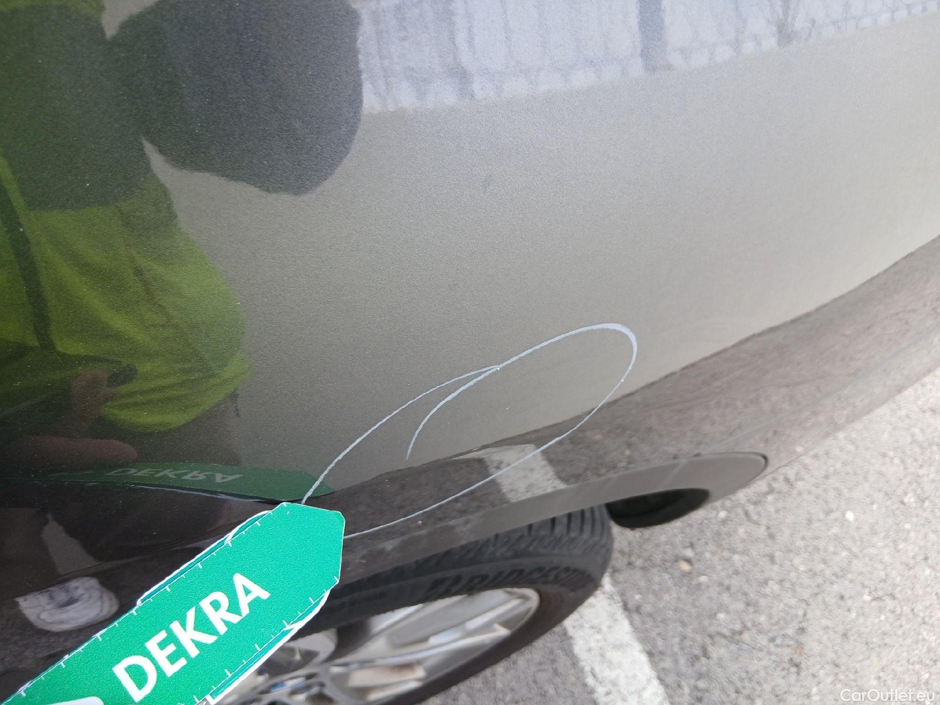 Bmw  X1 BMW SERIE  sDrive18i #19