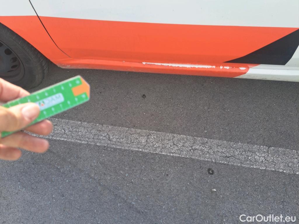  Fiat  500 FIAT  / 2015 / 3P / berlina con portón Pop 1.0 6v GSE 52KW (70 CV) #20