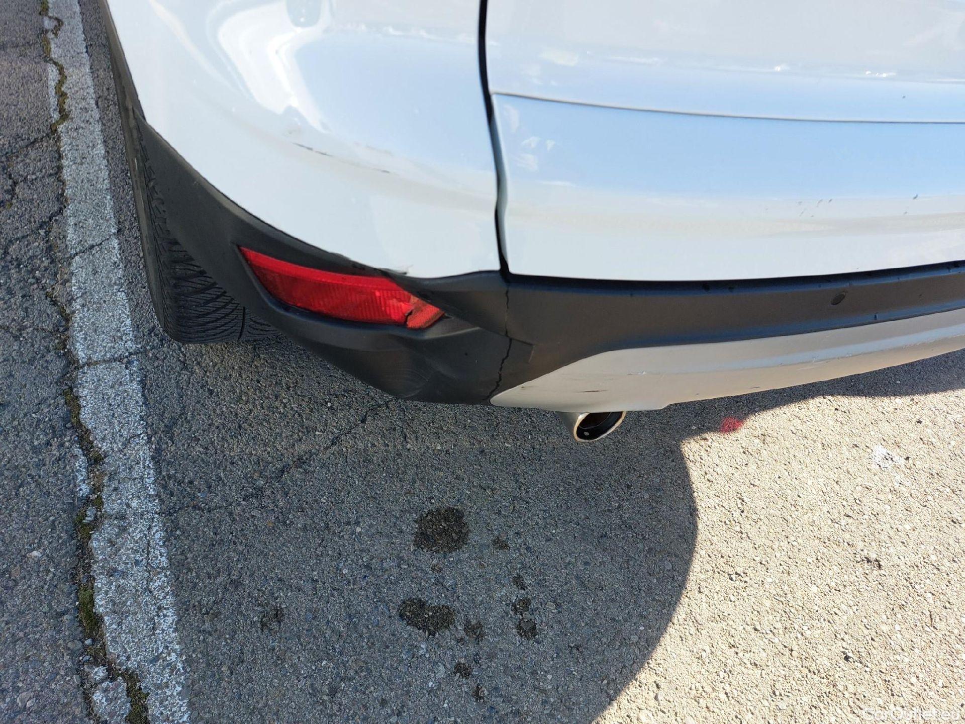  Ford  Kuga FORD  / 2016 / 5P / todoterreno 1.5 EcoBoost 88kW 4x2 Trend+ (CX) #12