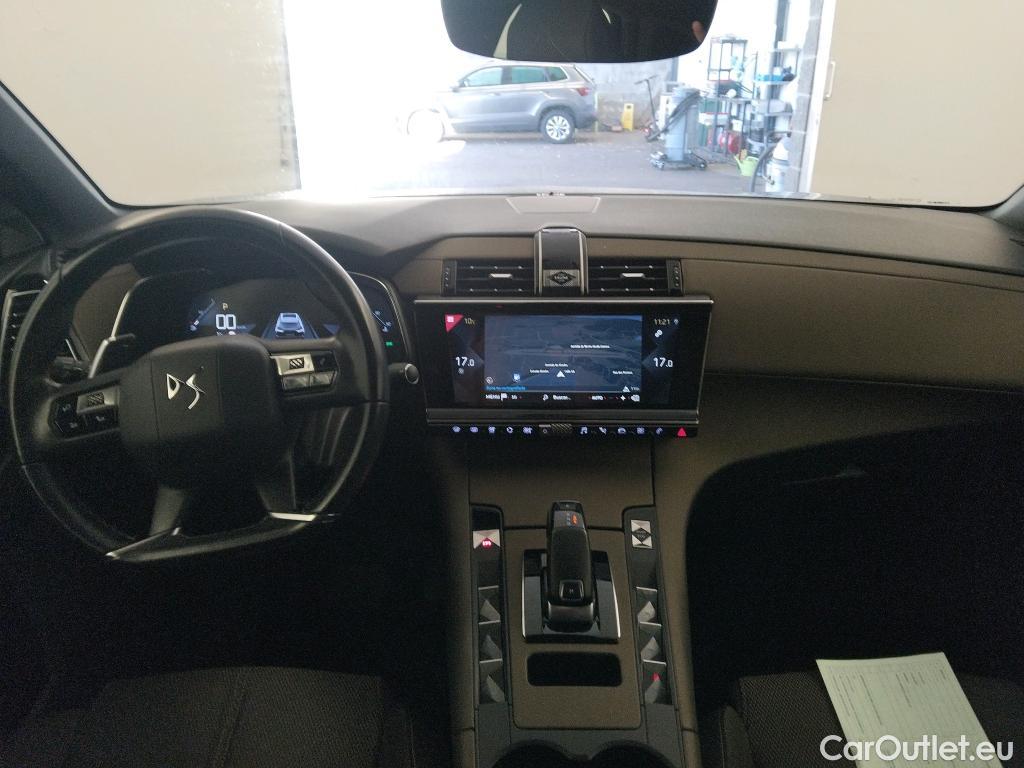 DS  DS7 DS DS 7 Crossback / 2017 / 5P / todoterreno BlueHDi DE 96kW (130CV) Auto. CHIC (AC) #3