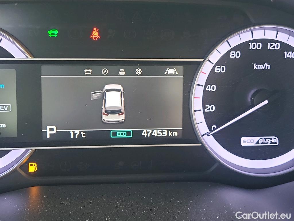 KIA  Niro KIA  / 2019 / 5P / crossover 1.6 GDi PHEV 104kW (141CV) Drive #5