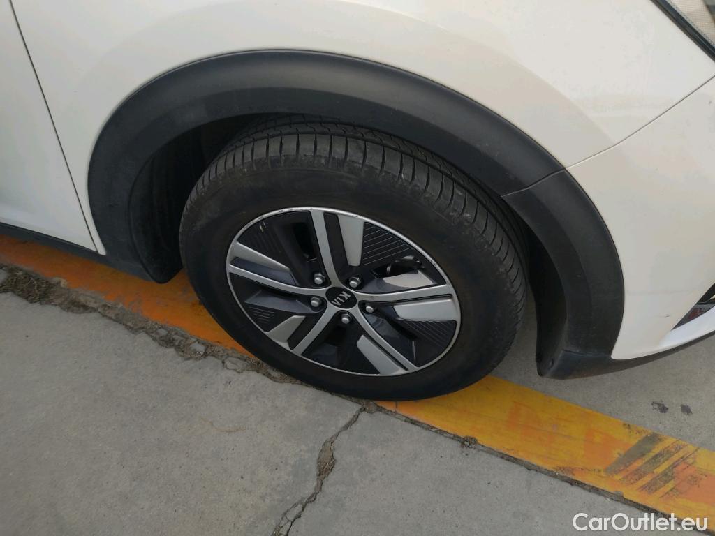 KIA  Niro KIA  PHEV / 2019 / 5P / crossover 1.6 GDi PHEV 104kW (141CV) Emotion #3