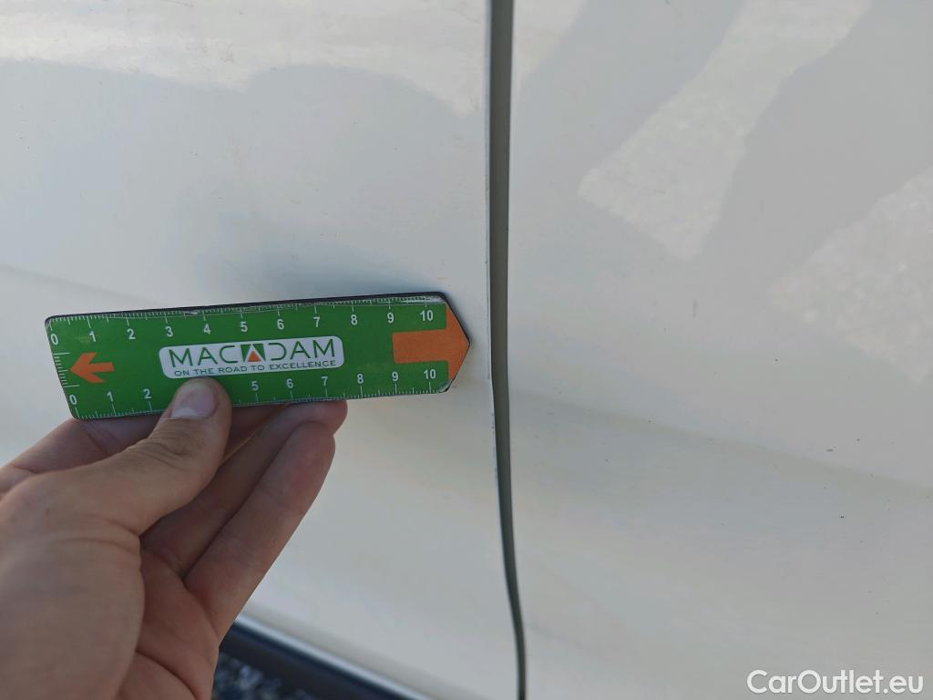 Citroen  C3  Feel 1.2 PureTech 80CV MT5 E6d #3