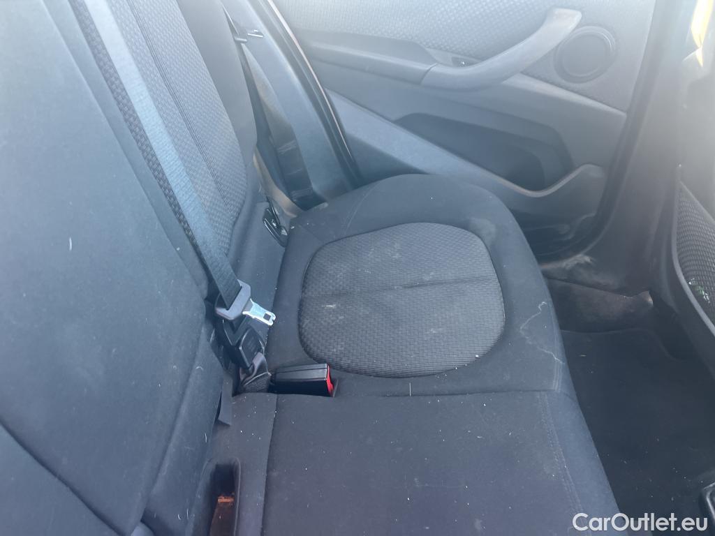  Bmw  X1 BMW  / 2019 / 5P / todoterreno sDrive18dA Business #4