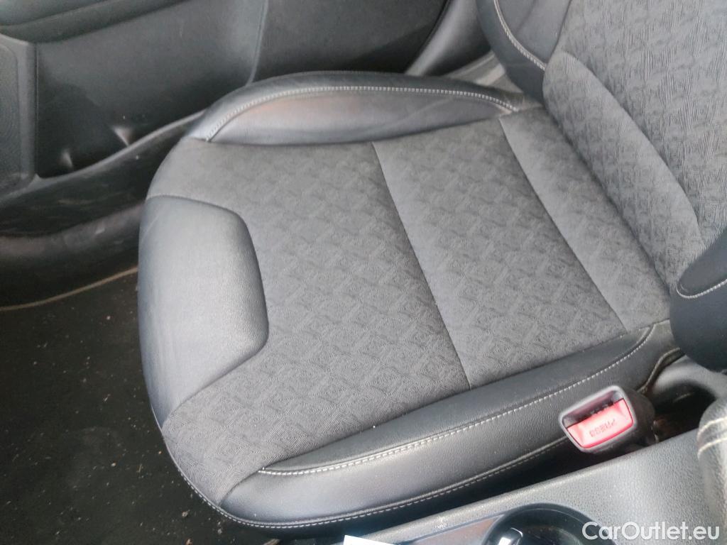  KIA  Niro KIA  PHEV / 2019 / 5P / crossover 1.6 GDi PHEV 104kW (141CV) Emotion #5