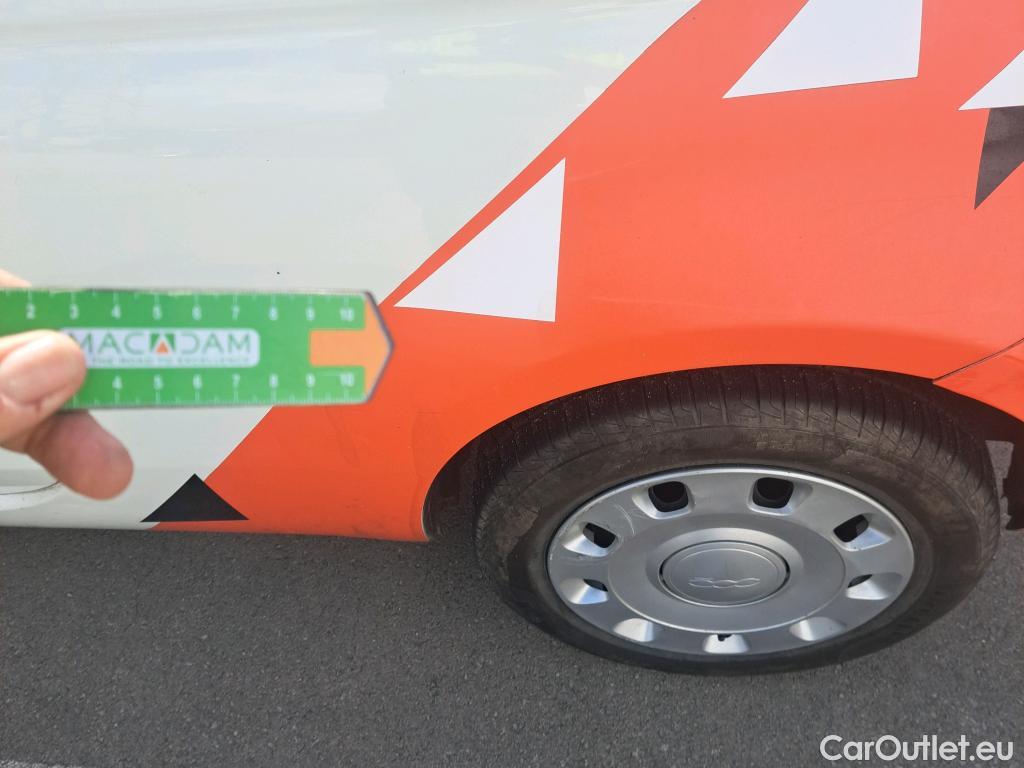  Fiat  500 FIAT  / 2015 / 3P / berlina con portón Pop 1.0 6v GSE 52KW (70 CV) #39