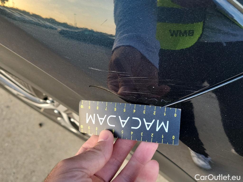 KIA  Niro KIA  / 2019 / 5P / crossover 1.6 GDi PHEV 104kW (141CV) Drive #14