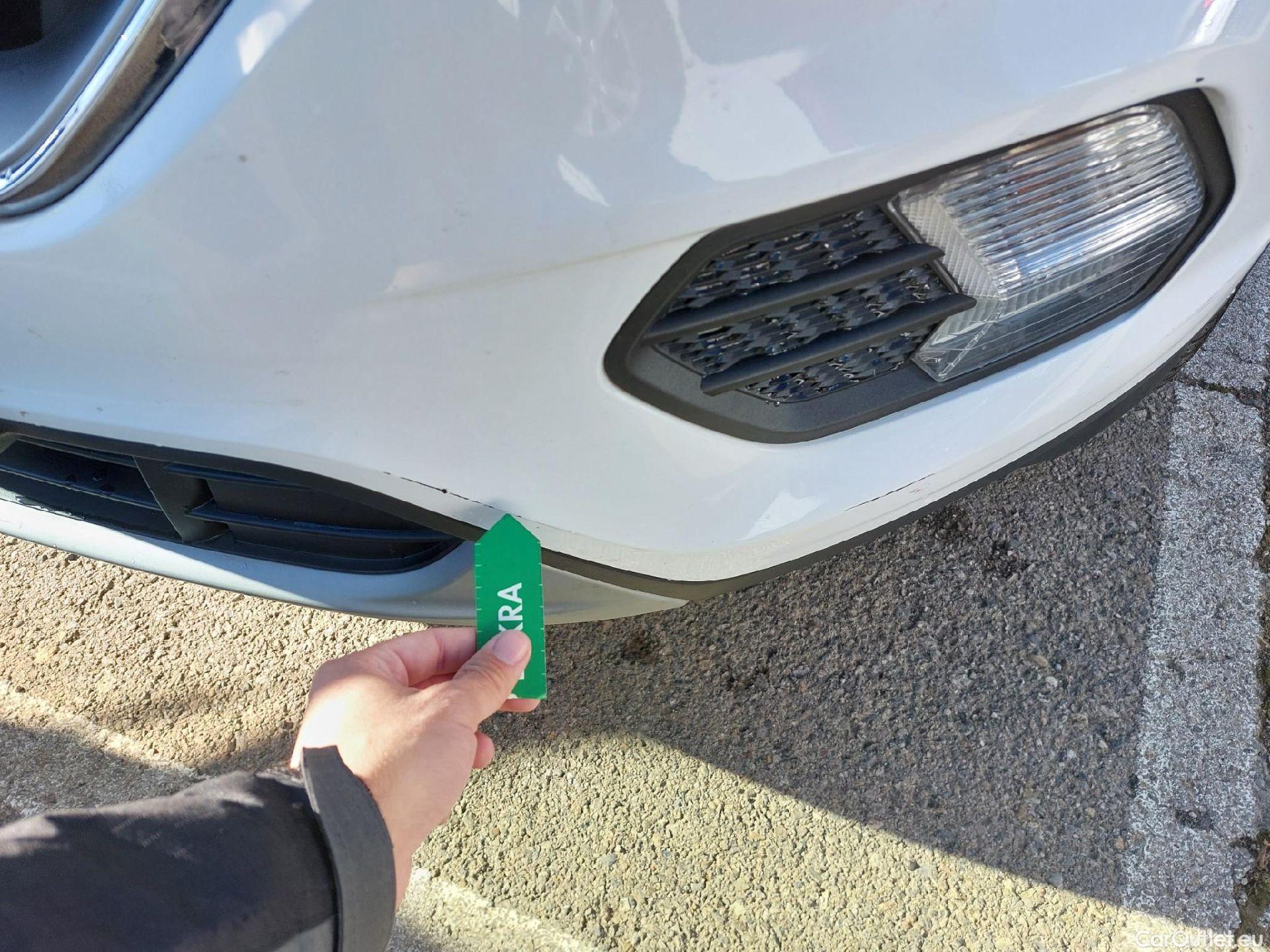  Ford  Kuga FORD  / 2016 / 5P / todoterreno 1.5 EcoBoost 88kW 4x2 Trend+ (CX) #4