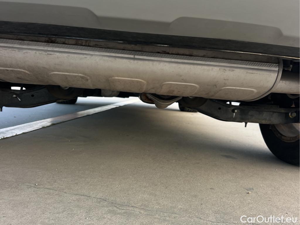 KIA  Sportage KIA  / 2022 / 5P / todoterreno 1.6 T-GDi HEV 171kW (230CV) Tech 4X2 #11