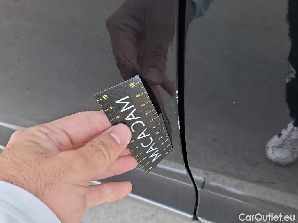 KIA  Niro KIA  / 2019 / 5P / crossover 1.6 GDi PHEV 104kW (141CV) Drive #6