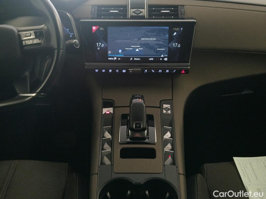 DS  DS7 DS DS 7 Crossback / 2017 / 5P / todoterreno BlueHDi DE 96kW (130CV) Auto. CHIC (AC) #13