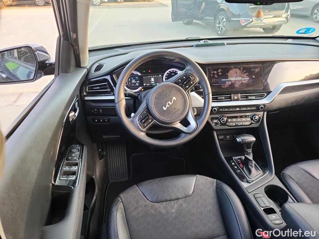 KIA  Niro KIA  / 2019 / 5P / crossover 1.6 GDi PHEV 104kW (141CV) Drive #3