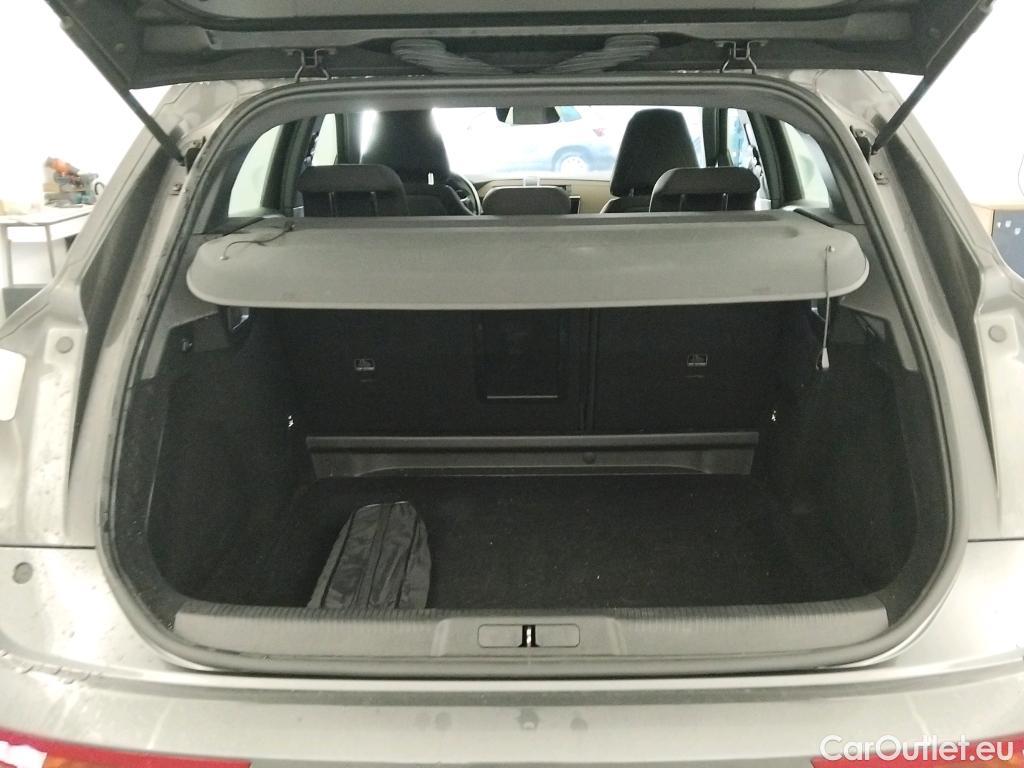 DS  DS7 DS DS 7 Crossback / 2017 / 5P / todoterreno BlueHDi DE 96kW (130CV) Auto. CHIC (AC) #8