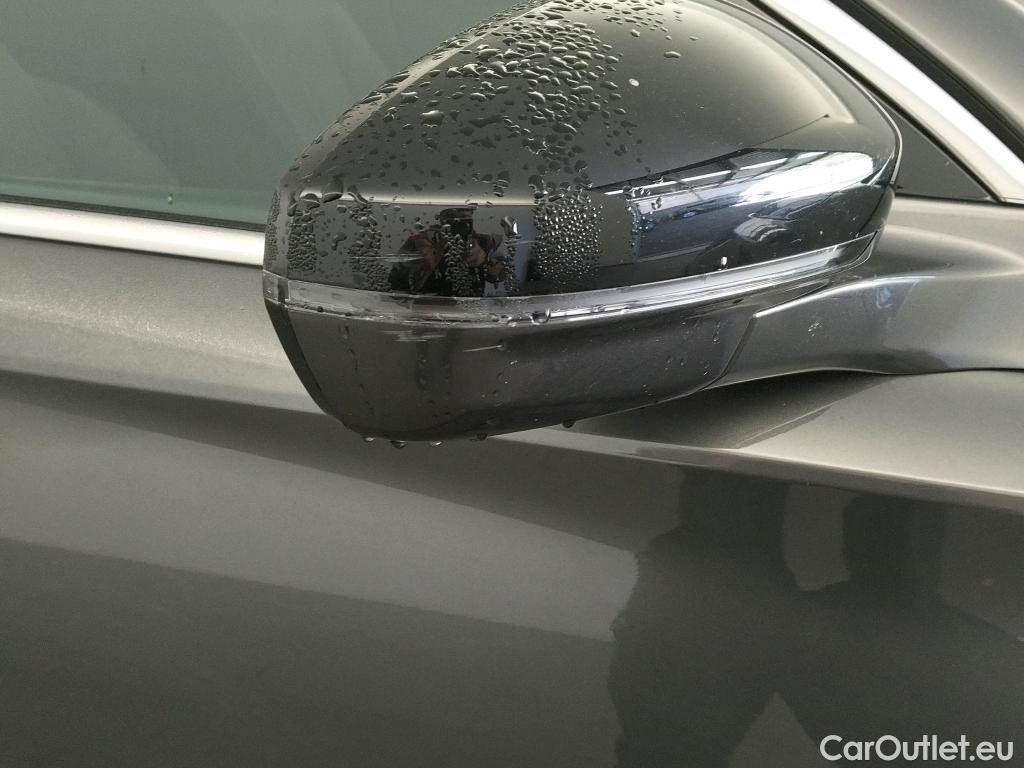 DS  DS7 DS DS 7 Crossback / 2017 / 5P / todoterreno BlueHDi DE 96kW (130CV) Auto. CHIC (AC) #3