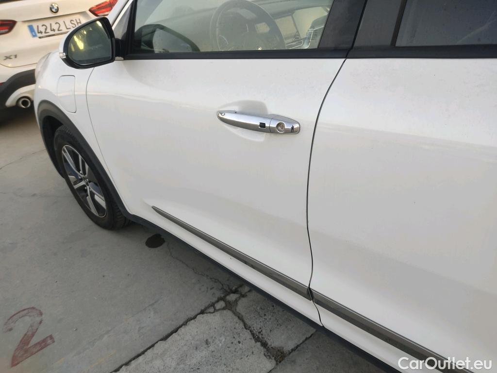  KIA  Niro KIA  PHEV / 2019 / 5P / crossover 1.6 GDi PHEV 104kW (141CV) Emotion #24