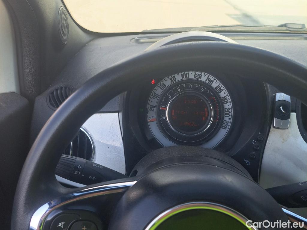  Fiat  500 FIAT  / 2015 / 3P / berlina con portón Pop 1.0 6v GSE 52KW (70 CV) #24