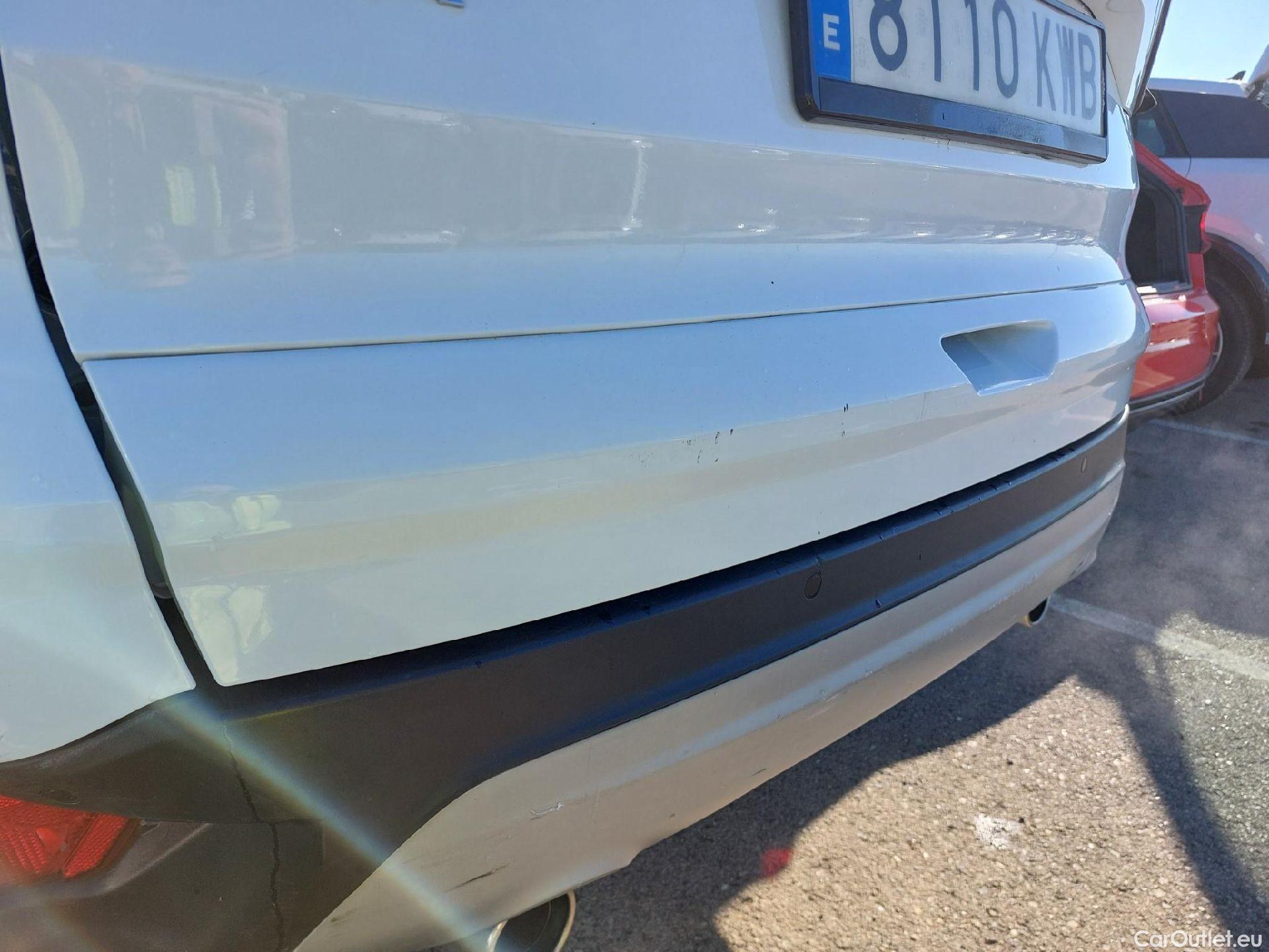  Ford  Kuga FORD  / 2016 / 5P / todoterreno 1.5 EcoBoost 88kW 4x2 Trend+ (CX) #19