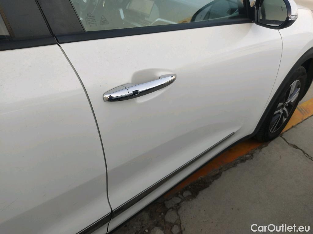  KIA  Niro KIA  PHEV / 2019 / 5P / crossover 1.6 GDi PHEV 104kW (141CV) Emotion #28