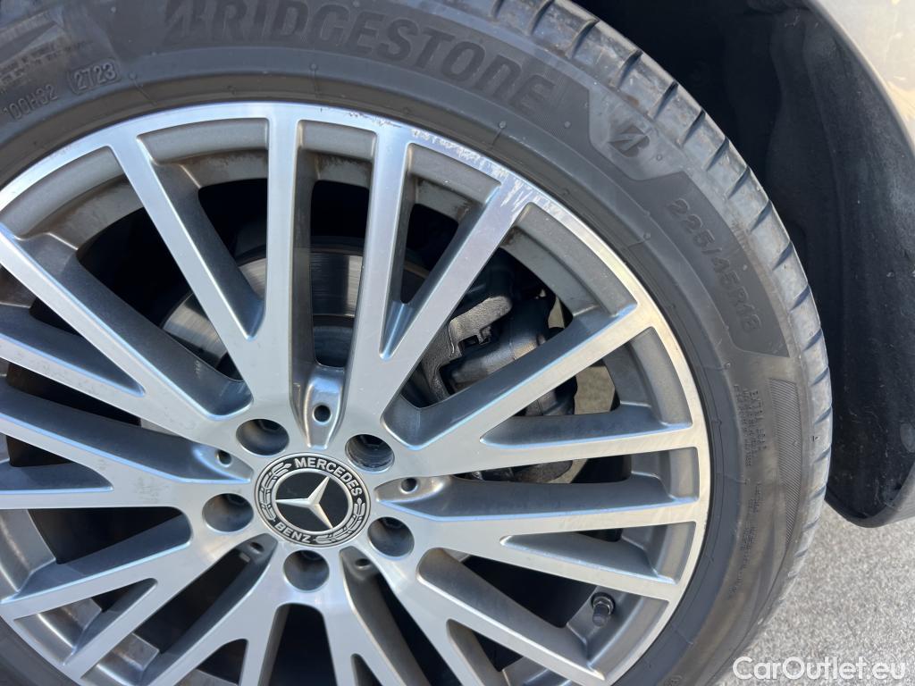 Mercedes  CLA-Klasse Clase CLA CLA 200 d (118.312) 150CV AT8 E6d #3