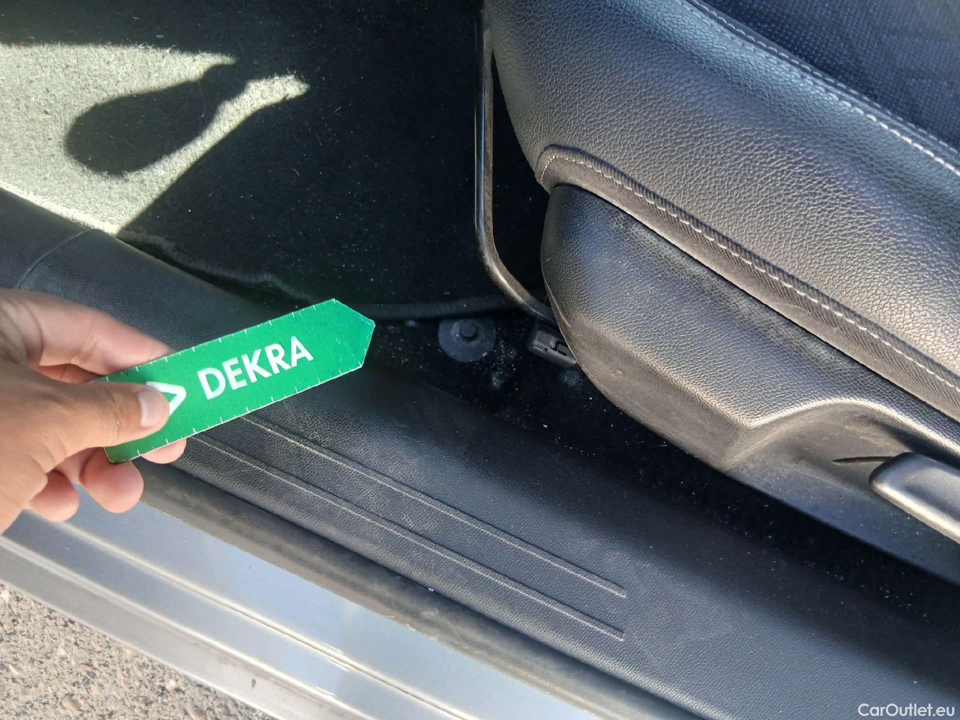 Opel  Corsa OPEL  / 2019 / 5P / berlina con portón 1.2T XHL 74kW (100CV) Elegance #2