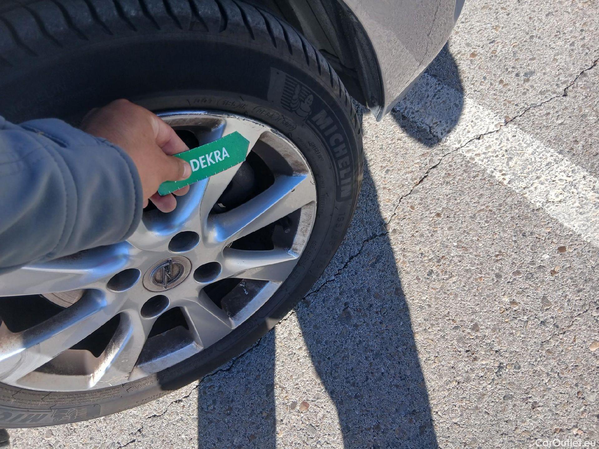 Opel  Corsa OPEL  / 2019 / 5P / berlina con portón 1.2T XHL 74kW (100CV) Elegance #48