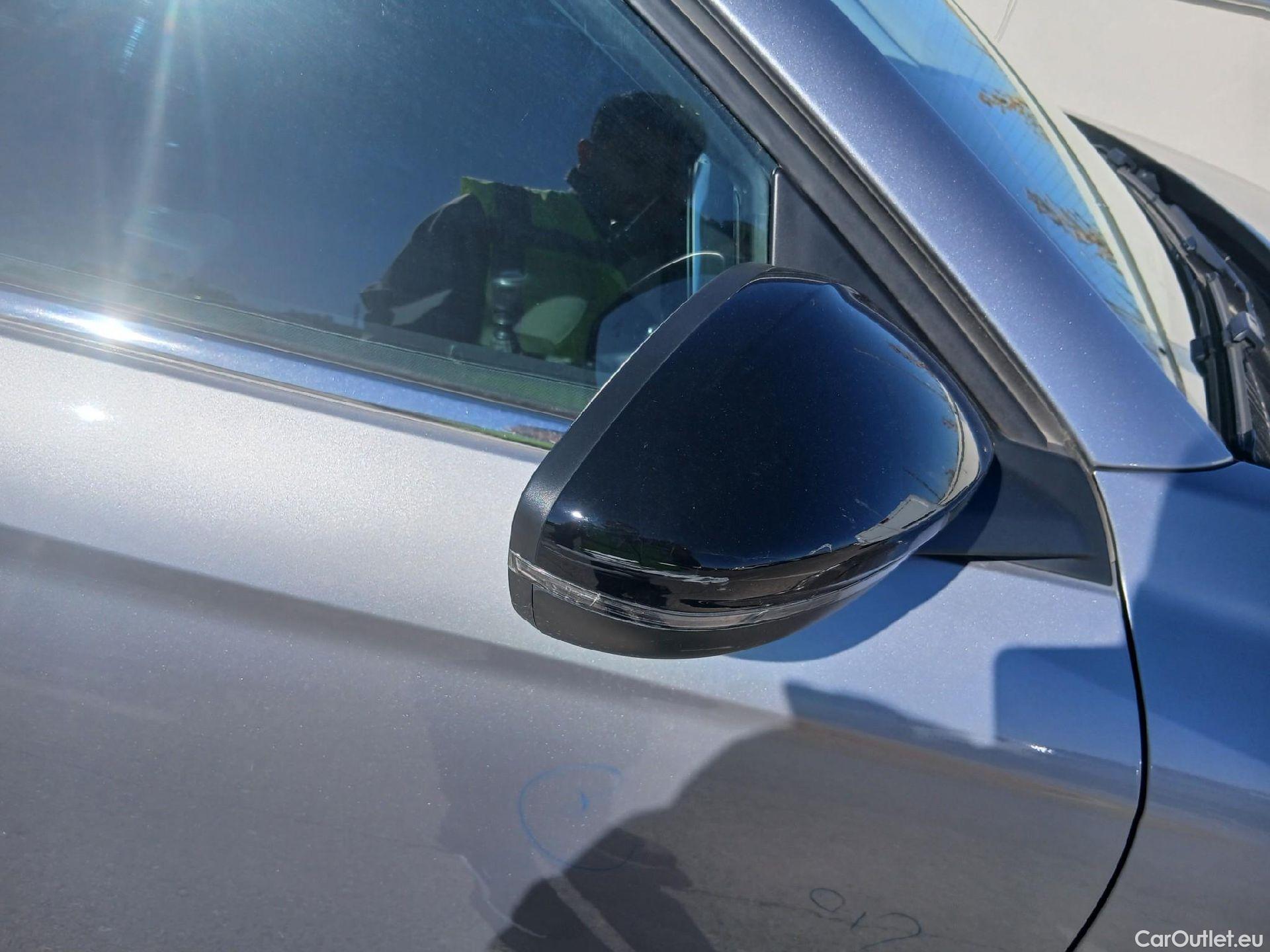 Opel  Corsa OPEL  / 2019 / 5P / berlina con portón 1.2T XHL 74kW (100CV) Elegance #45