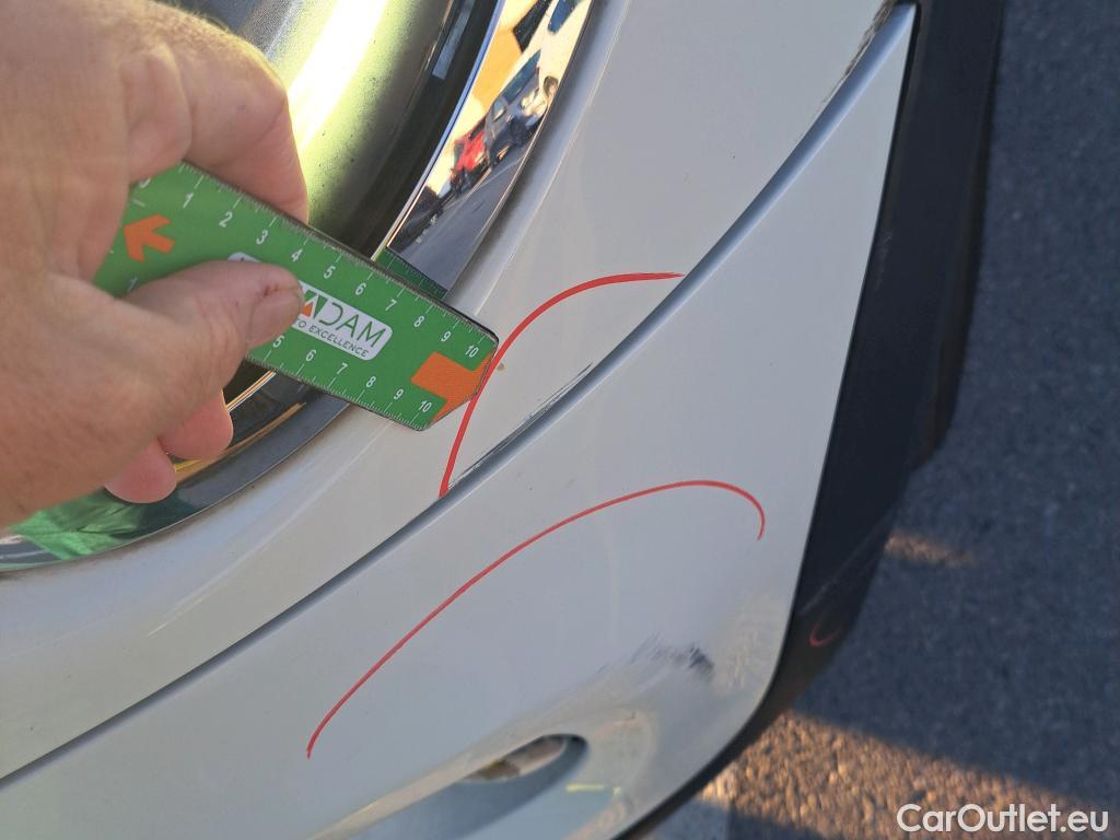  Mini  Cooper MINI MINI / 2014 / 5P / berlina con portón ONE 5 PUERTAS (CX) #2