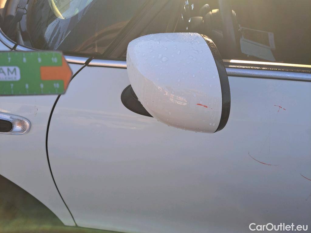  Mini  Cooper MINI MINI / 2014 / 5P / berlina con portón ONE 5 PUERTAS (CX) #29