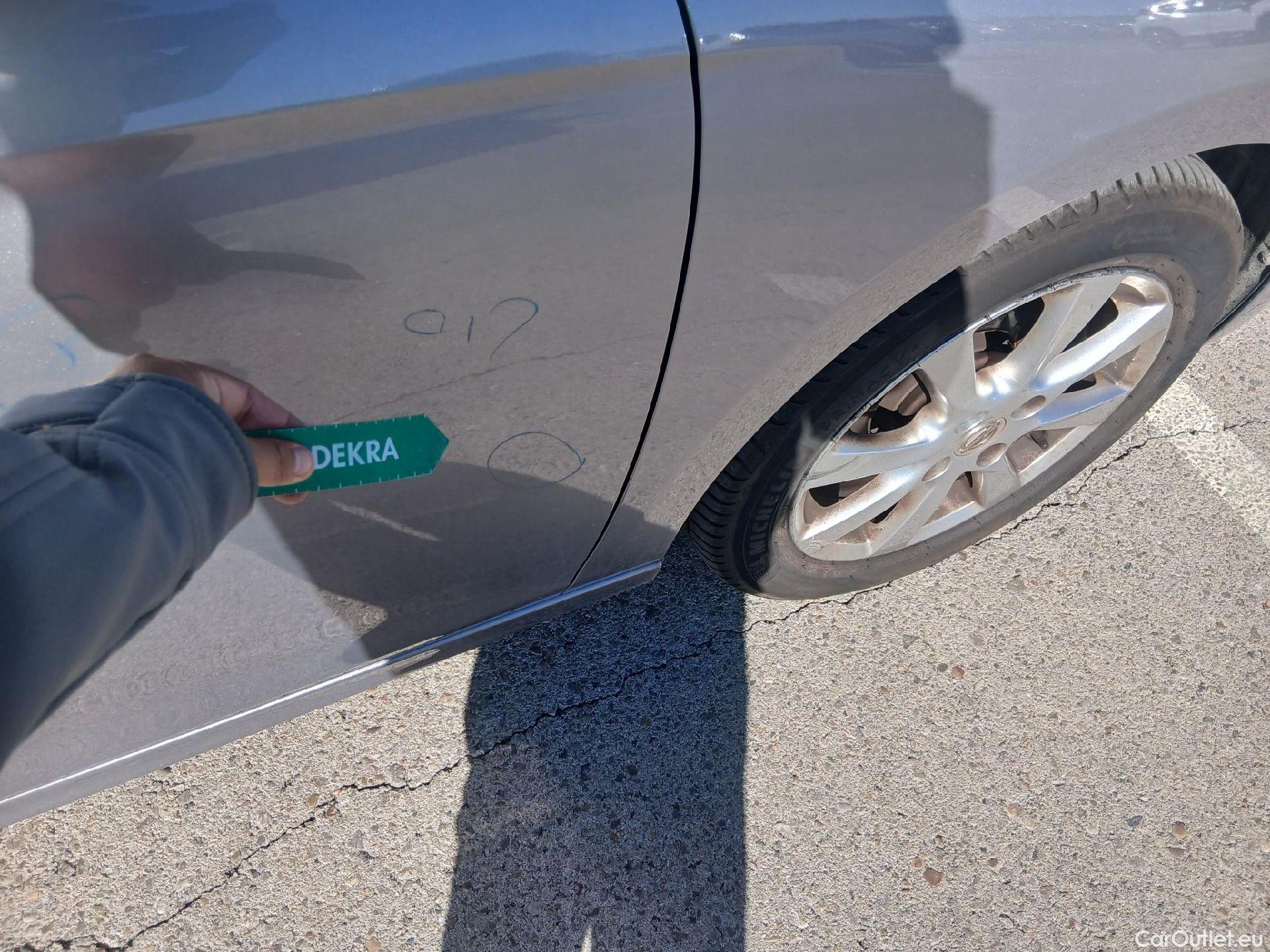 Opel  Corsa OPEL  / 2019 / 5P / berlina con portón 1.2T XHL 74kW (100CV) Elegance #44