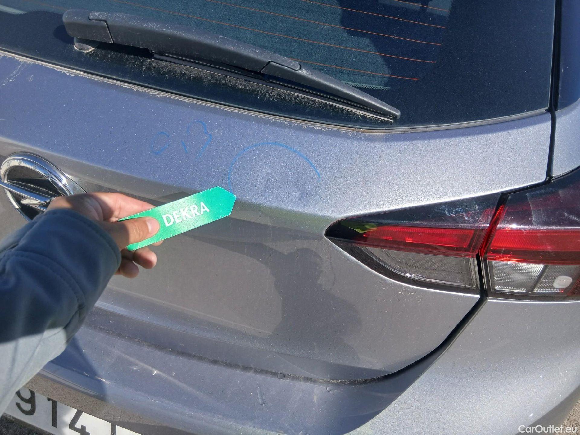 Opel  Corsa OPEL  / 2019 / 5P / berlina con portón 1.2T XHL 74kW (100CV) Elegance #31