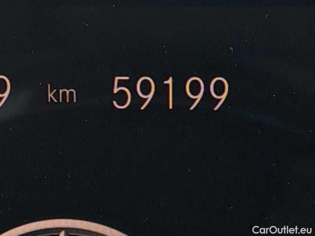 Mercedes  CLA-Klasse Clase CLA CLA 200 d (118.312)Premium-Pack AMG Line 150CV AT8 E6d #5