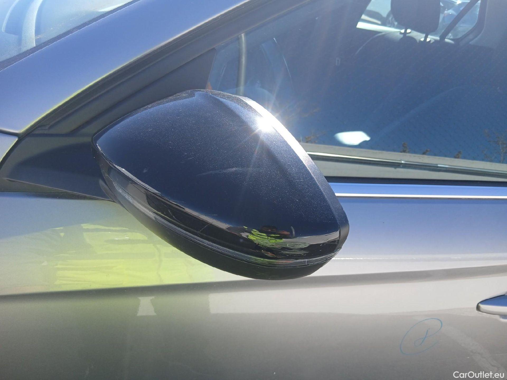 Opel  Corsa OPEL  / 2019 / 5P / berlina con portón 1.2T XHL 74kW (100CV) Elegance #16