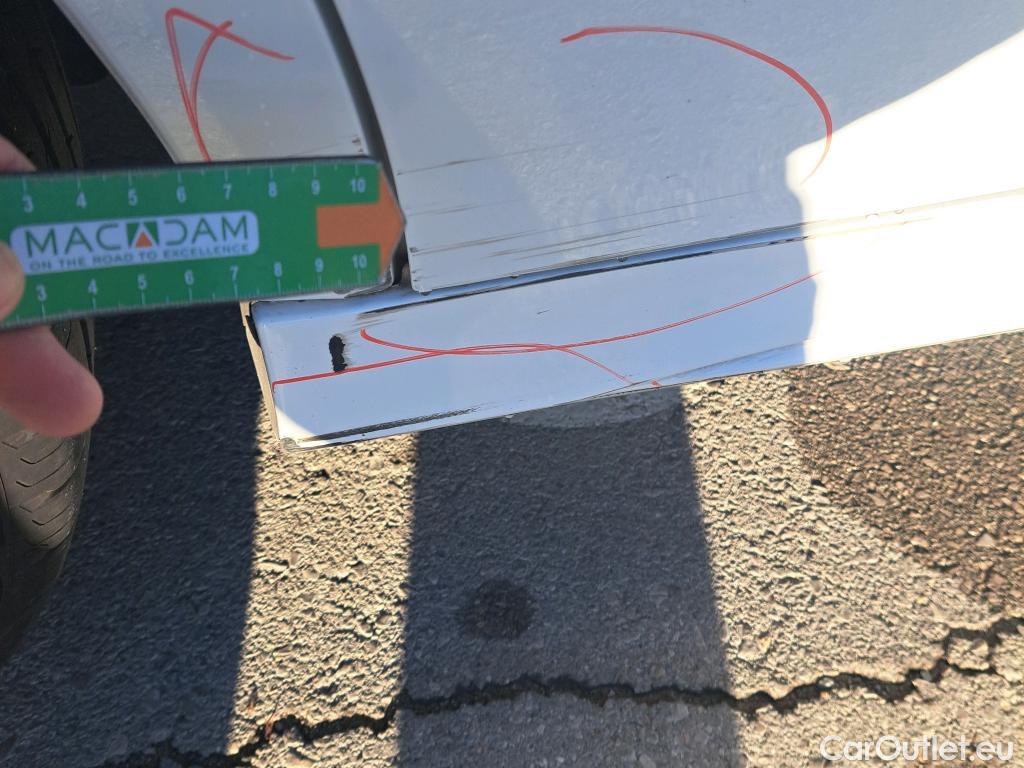 Mercedes  CLA-Klasse Clase CLA CLA 200 d (118.312)Premium-Pack AMG Line 150CV AT8 E6d #15