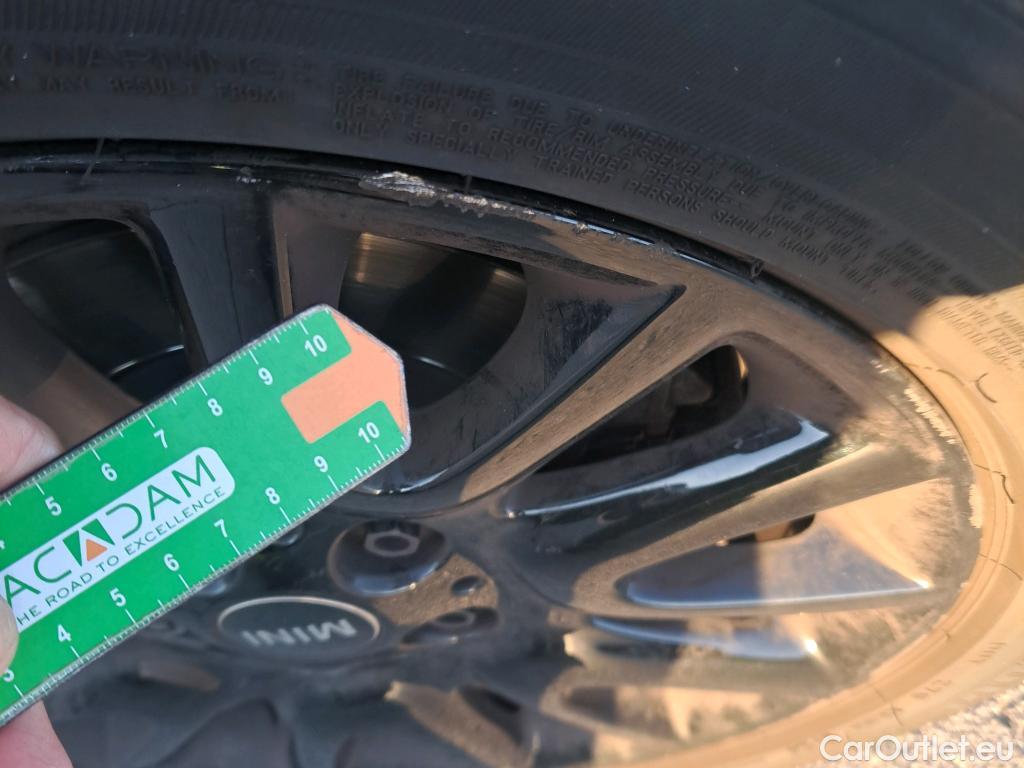  Mini  Cooper MINI MINI / 2014 / 5P / berlina con portón ONE 5 PUERTAS (CX) #5