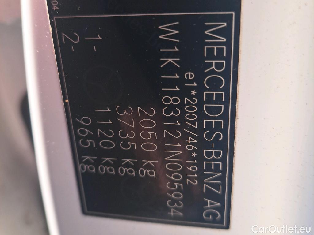 Mercedes  CLA-Klasse Clase CLA CLA 200 d (118.312)Premium-Pack AMG Line 150CV AT8 E6d #19