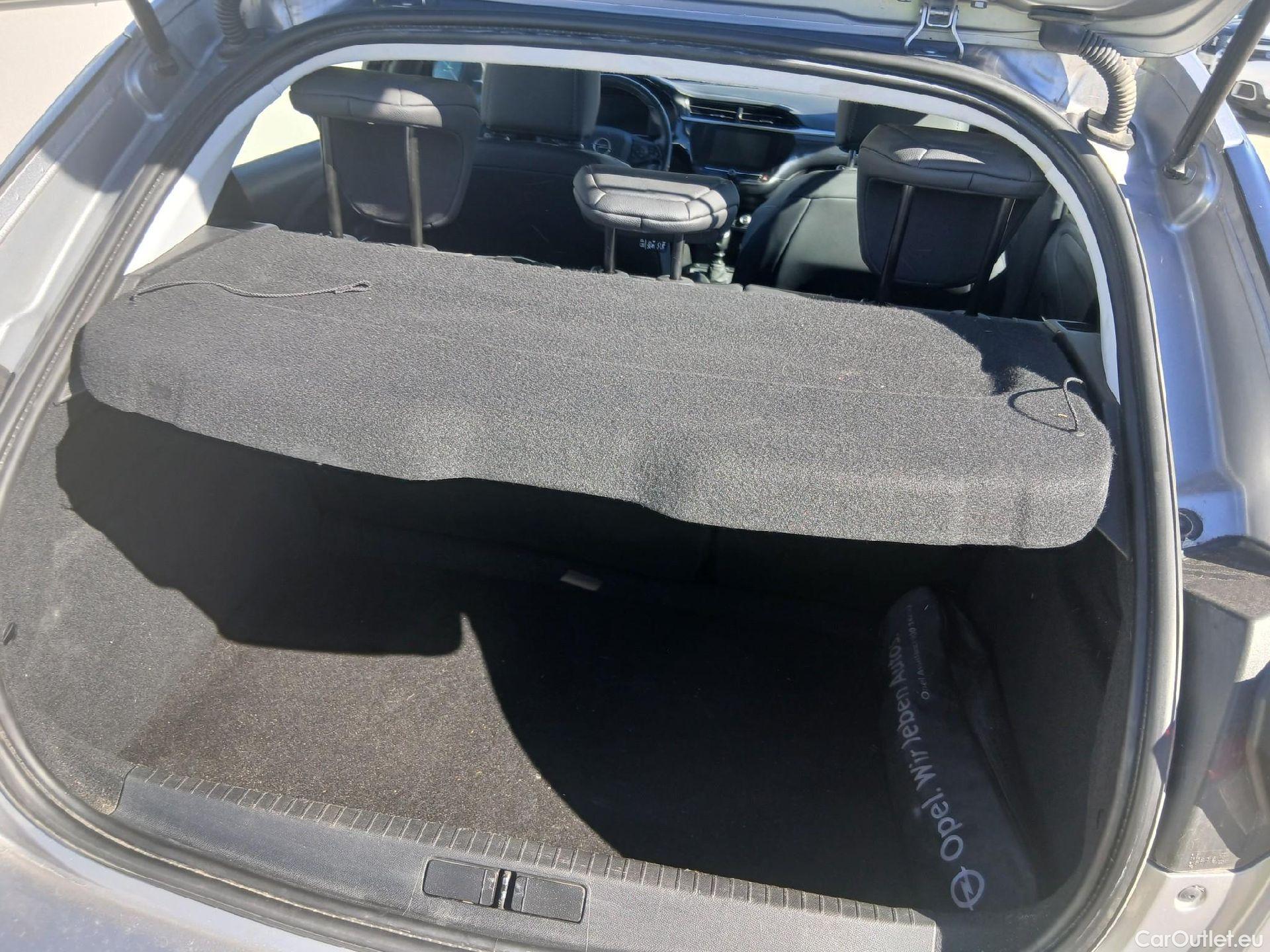 Opel  Corsa OPEL  / 2019 / 5P / berlina con portón 1.2T XHL 74kW (100CV) Elegance #8