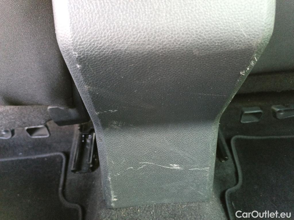  Seat  Arona SEAT  / 2017 / 5P / todoterreno 1.0 TSI 81kW (110CV) Style Plus (AC) #4