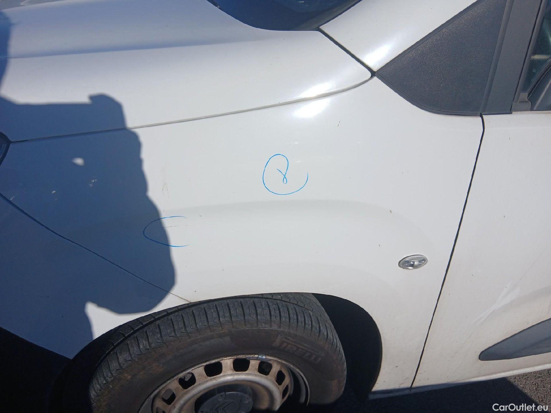  Citroen  Berlingo CITROEN  / 2018 / 3P / furgón derivado de turismo Talla M BlueHDi 100 CONTROL #20