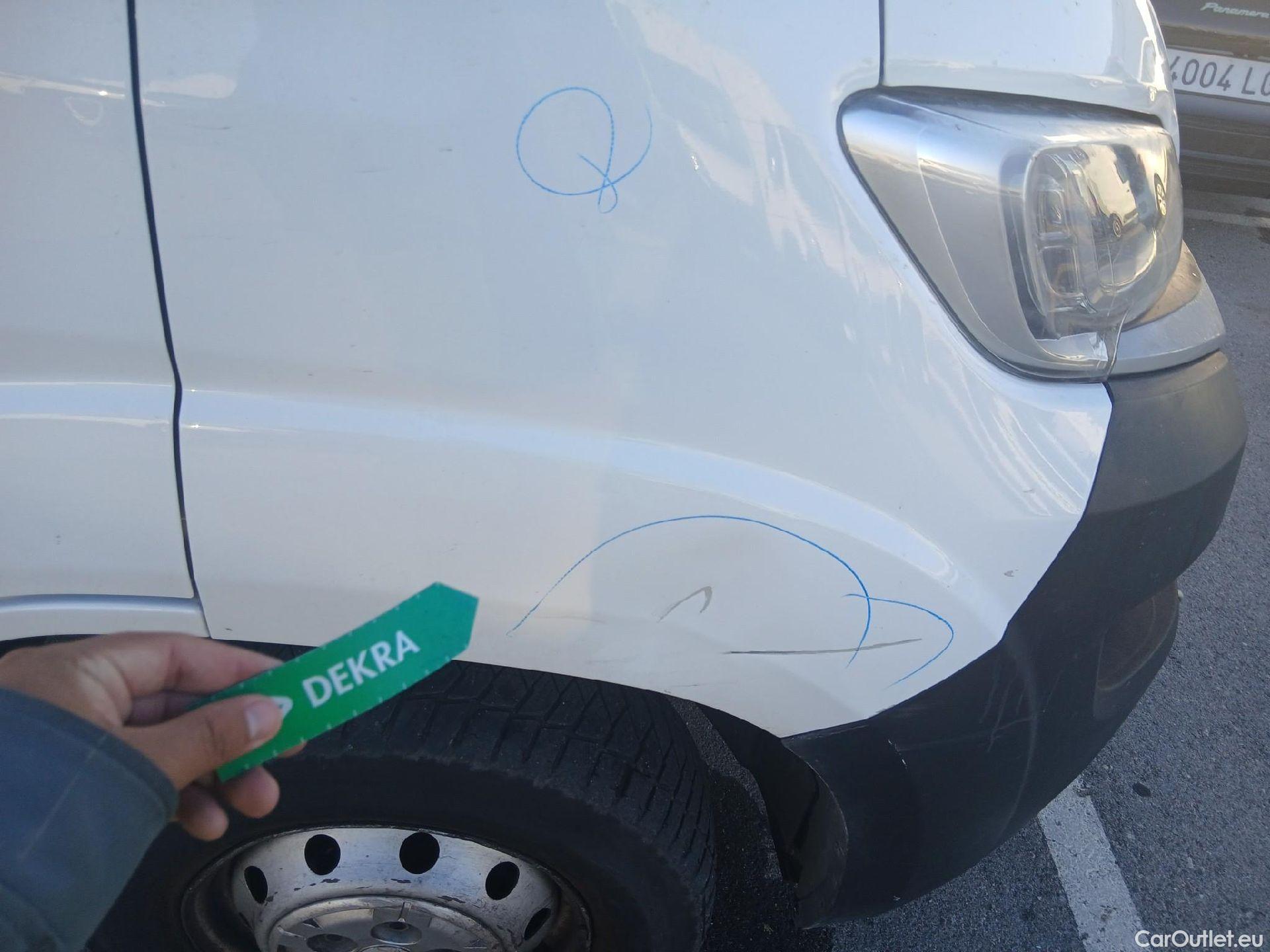  Citroen  Jumper CITROEN  / 2014 / 4P / furgón BlueHDi 88KW (120CV) Furgón 30L1H1 #74