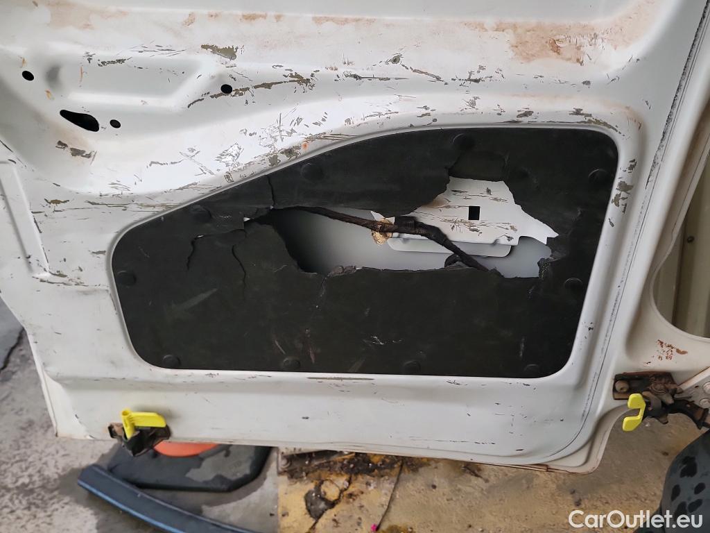  Citroen  Berlingo CITROEN  / 2015 / 3P / furgón derivado de turismo BlueHDi 74KW (100CV) #46