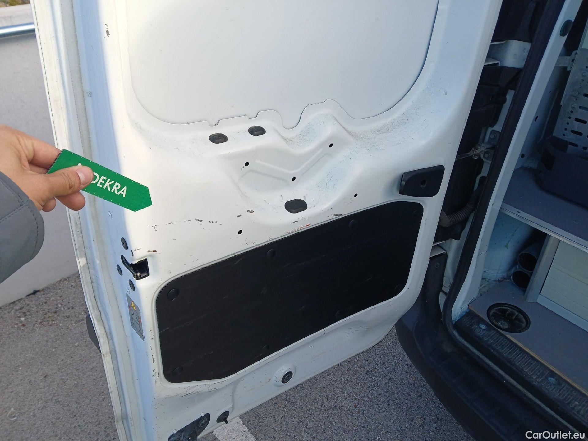  Dacia  Dokker DACIA  VU 4p 1G furgón derivado de Van Ambiance dCi 66kW (90CV) EU6 #18