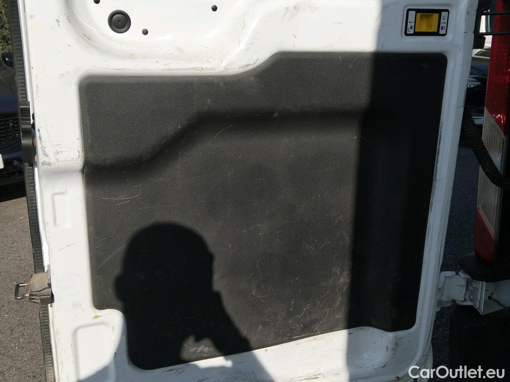 Ford  Transit FORD  / 2013 / 4P / furgón 350 96kW L3H2 Van Trend FWD MHEV #48