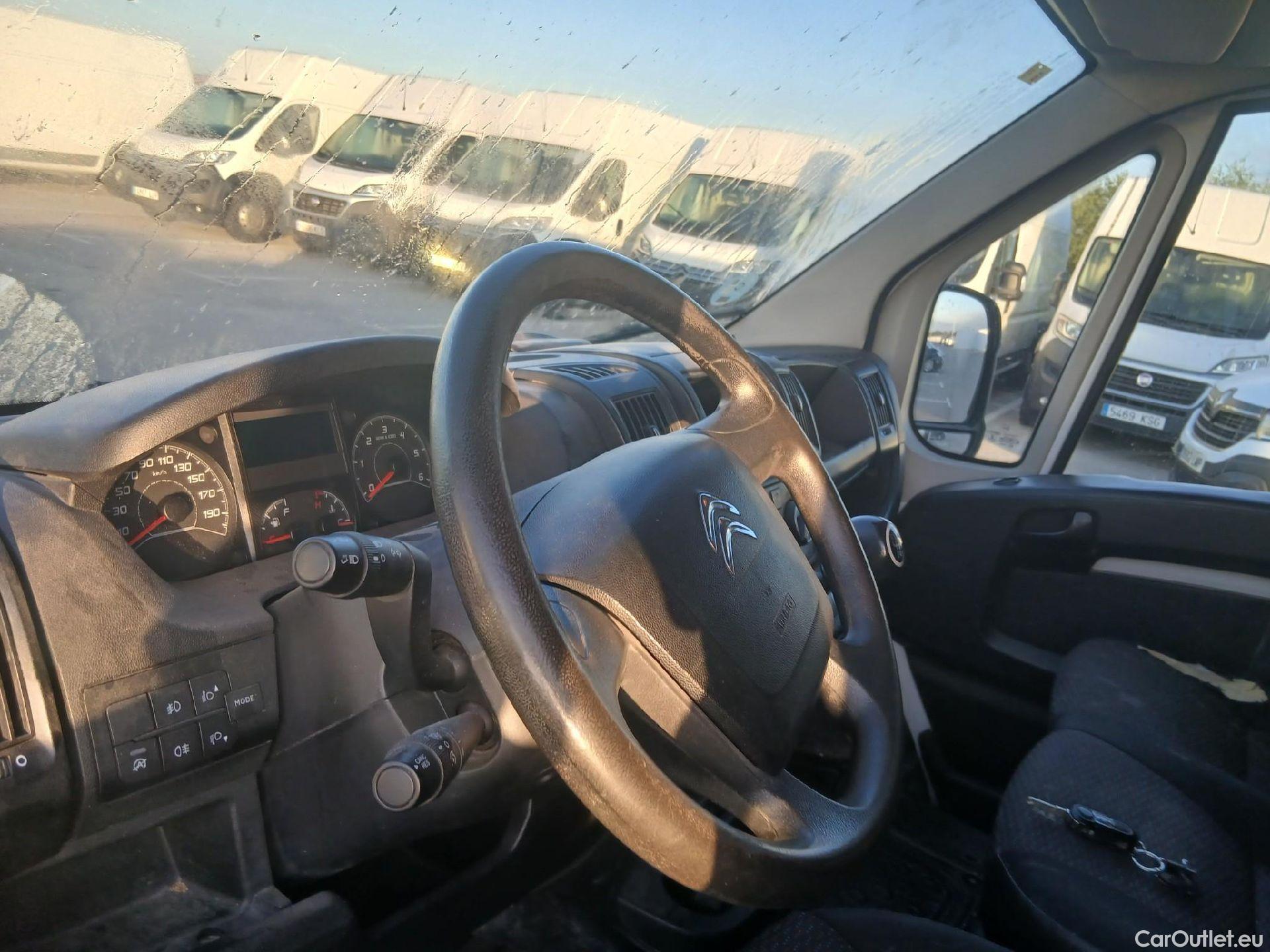  Citroen  Jumper CITROEN  / 2014 / 4P / furgón BlueHDi 88KW (120CV) Furgón 30L1H1 #13