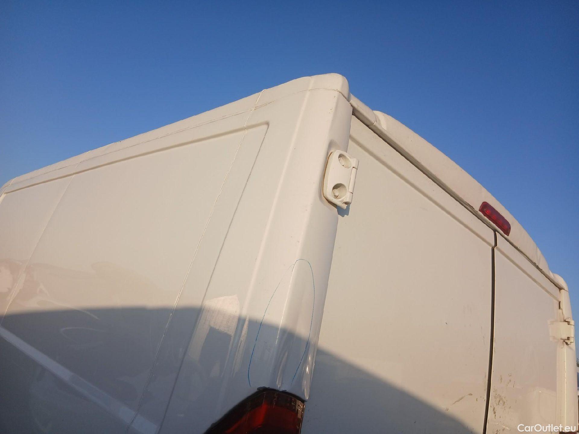  Citroen  Jumper CITROEN  / 2014 / 4P / furgón BlueHDi 88KW (120CV) Furgón 30L1H1 #42