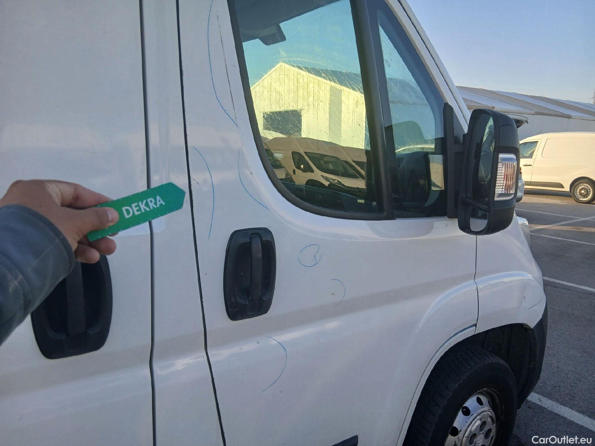  Citroen  Jumper CITROEN  / 2014 / 4P / furgón BlueHDi 88KW (120CV) Furgón 30L1H1 #67