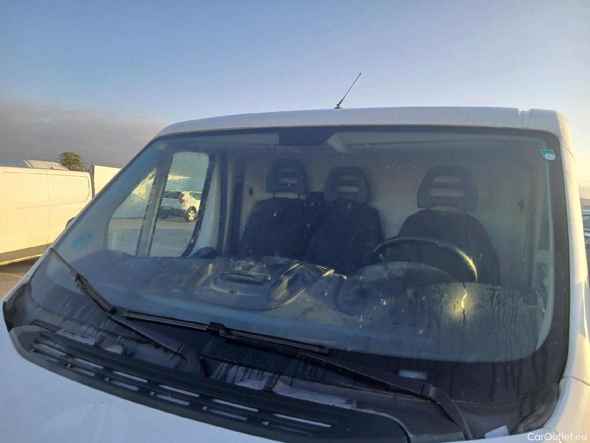  Citroen  Jumper CITROEN  / 2014 / 4P / furgón BlueHDi 88KW (120CV) Furgón 30L1H1 #31