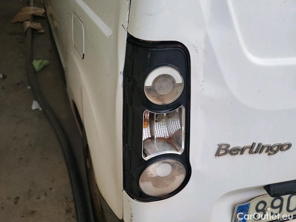  Citroen  Berlingo CITROEN  / 2015 / 3P / furgón derivado de turismo BlueHDi 74KW (100CV) #22