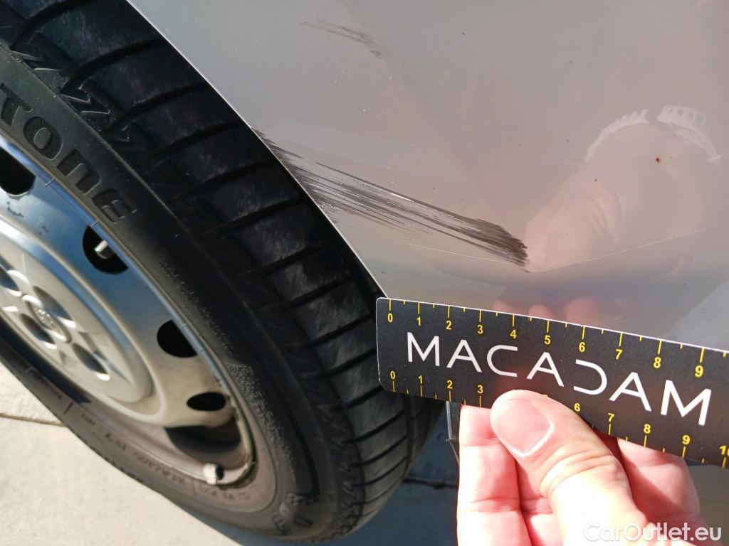 Fiat  Fiorino FIAT  / 2016 / 4P / furgón derivado de turismo Cargo SX N1 1.3 MJet 70 kW (95 CV) #20