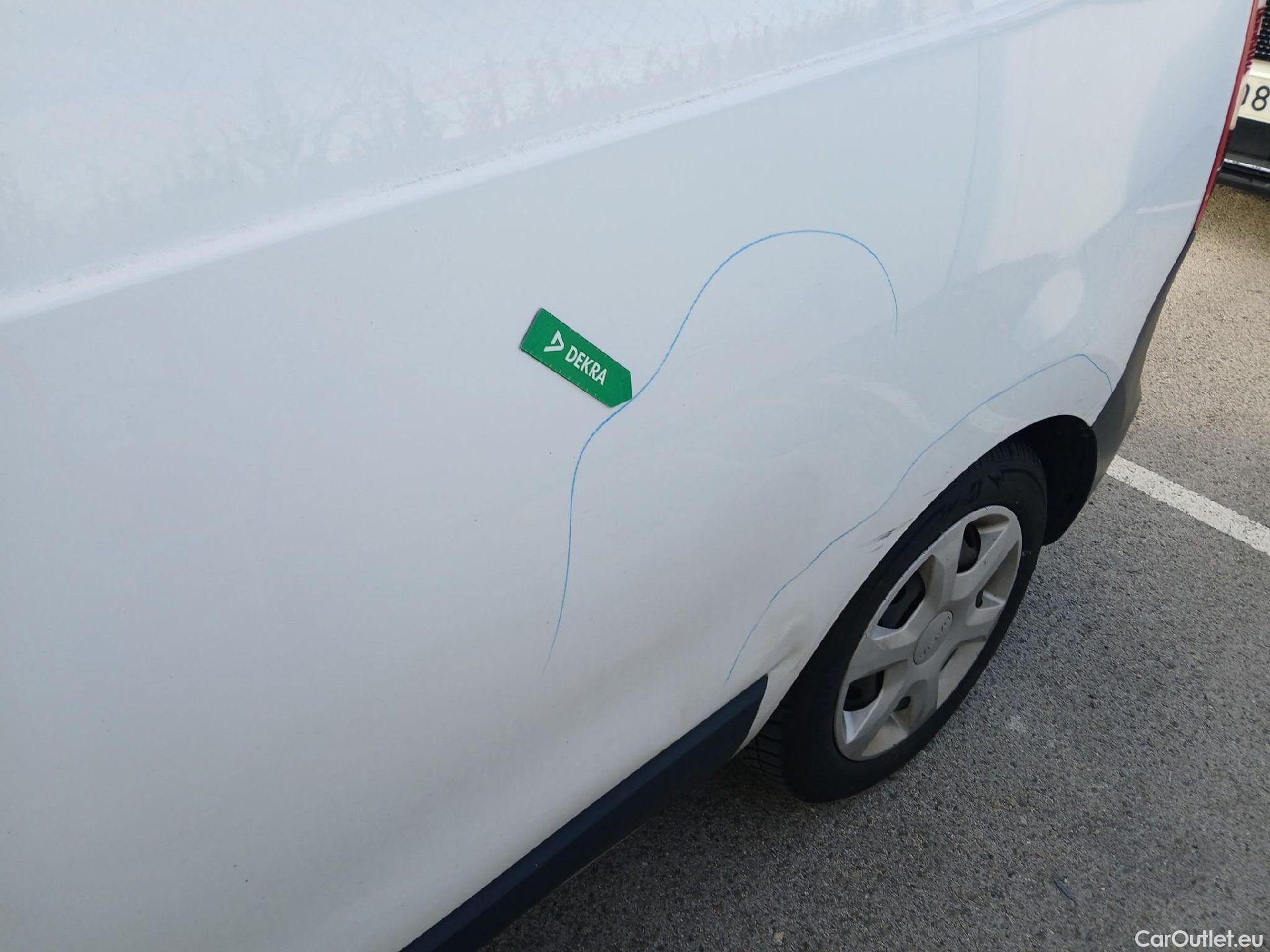  Dacia  Dokker DACIA  VU 4p 1G furgón derivado de Van Ambiance dCi 66kW (90CV) EU6 #11