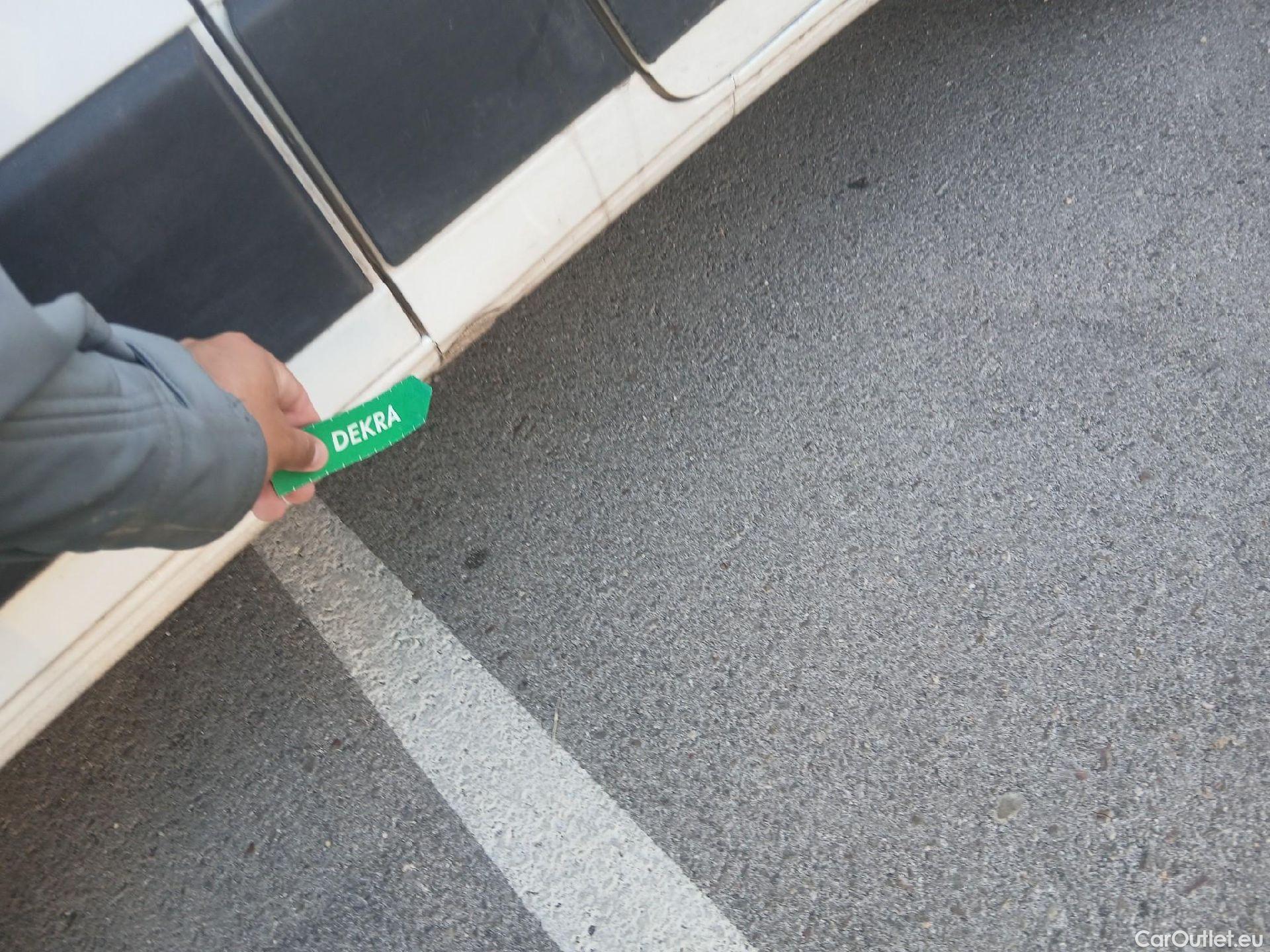  Citroen  Jumper CITROEN  / 2014 / 4P / furgón BlueHDi 88KW (120CV) Furgón 30L1H1 #70